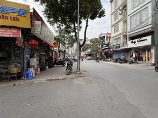 Ô tô tránh thông số vàng ở sướng kinh doanh bán đất trâu quỳ, gia lâm71m2, 11tỷ