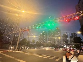 Hẻm xe hơinguyễn hữu cảnhbình thạnhsát landmark 81 bao đầu tư sinh lời  0949 351 *** mr toản