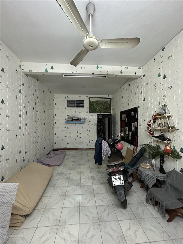 Nhà hxh lê văn sỹ  giáp quận 10  ngang khủng 6m  84m2  2tầng  chỉ 12,3 tỷ 0949 351 *** toản