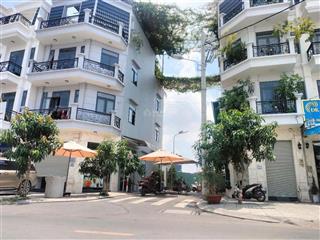 Bán nhà bình tân (chợ bà hom) sổ hồng sẵn đường ô tô 2 chiều