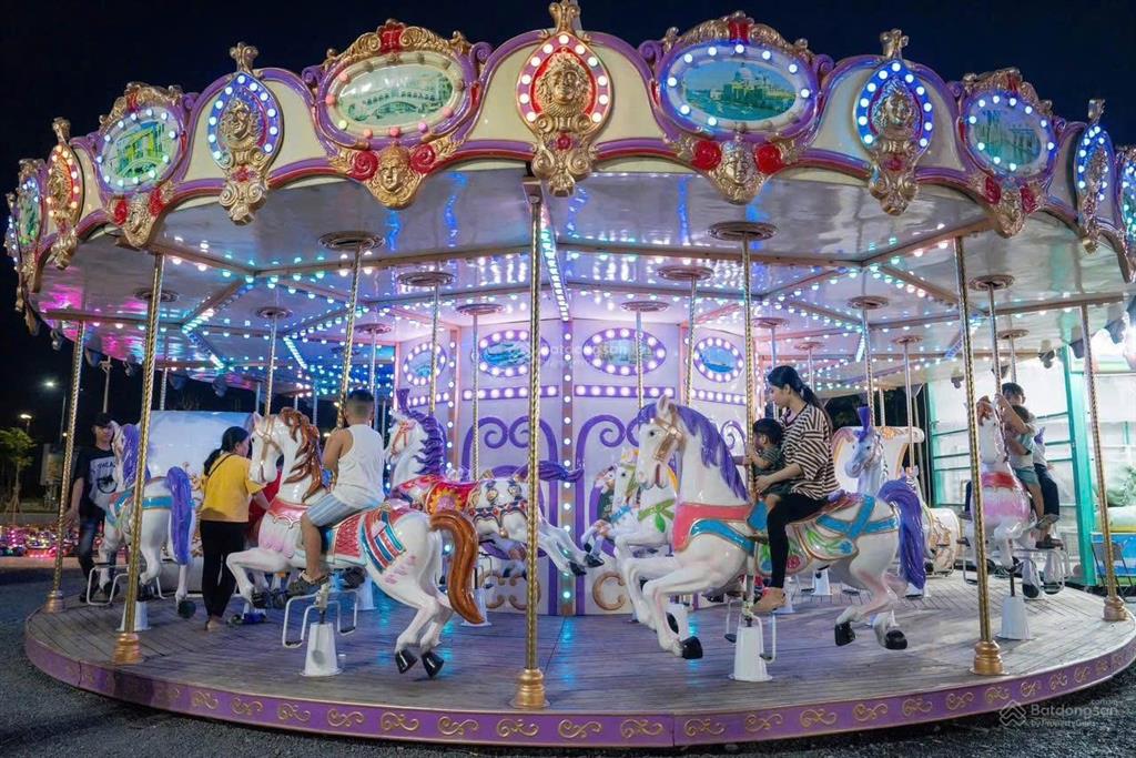 Đất nền sổ đỏ khu dân cư saigon village , chính chủ gửi , giá rẻ 80 m2  0907 219 ***