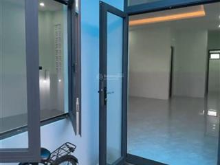 Chính chủ cần bán ngôi nhà cấp 4 khu vực chợ bình chánh, tp. hcm 1 tỷ 370 triệu.