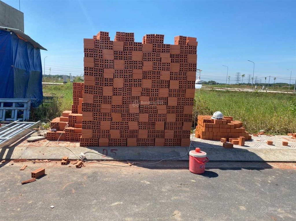 Bán đất nền củ chi  ngã tư tân quy, 80100m2 thổ cư sổ riêng, khu dân cư hiện hữu, hỗ trợ xây dựng