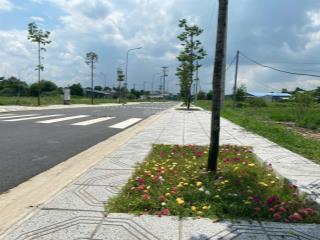 Bán lô sổ chính chủ 95m2 (5x20m) thổ cư 100%  ngay ngã tư tân quy  khu dân cư hiện hữu