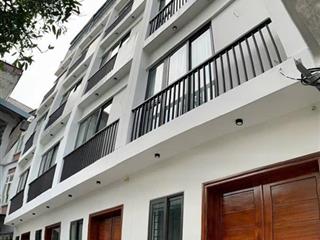 Nhà siêu hiếm 5 tầng nguyễn văn cừ  bồ đềngõ nông 7 tỷ tiện ích vô vàn