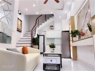Bán nhà đẹp mới xây phố ngọc hà  ba đình. chậm tay bỏ lỡ chỉ 6tỷ2 với gần 30m2