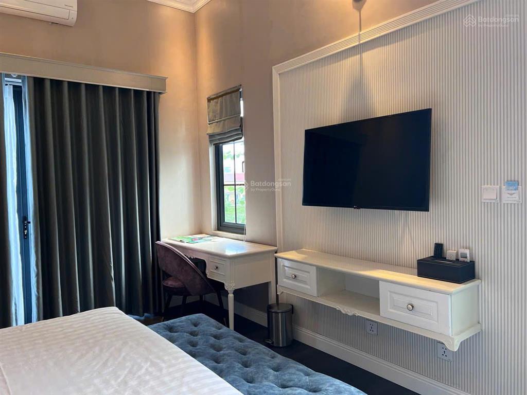 Tôi cần bán gấp biệt thự vườn vua resort,đông trung,thanh thủy bt8.x, bàn giao full nội thất 6,8 tỷ
