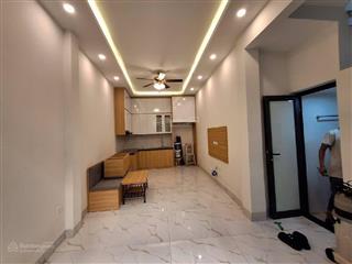 Bán gấp nhà võ thị sáu gần phố ,33m2 , ngõ nông , hồ quỳnh , công viên thống nhất , 6tỷ5