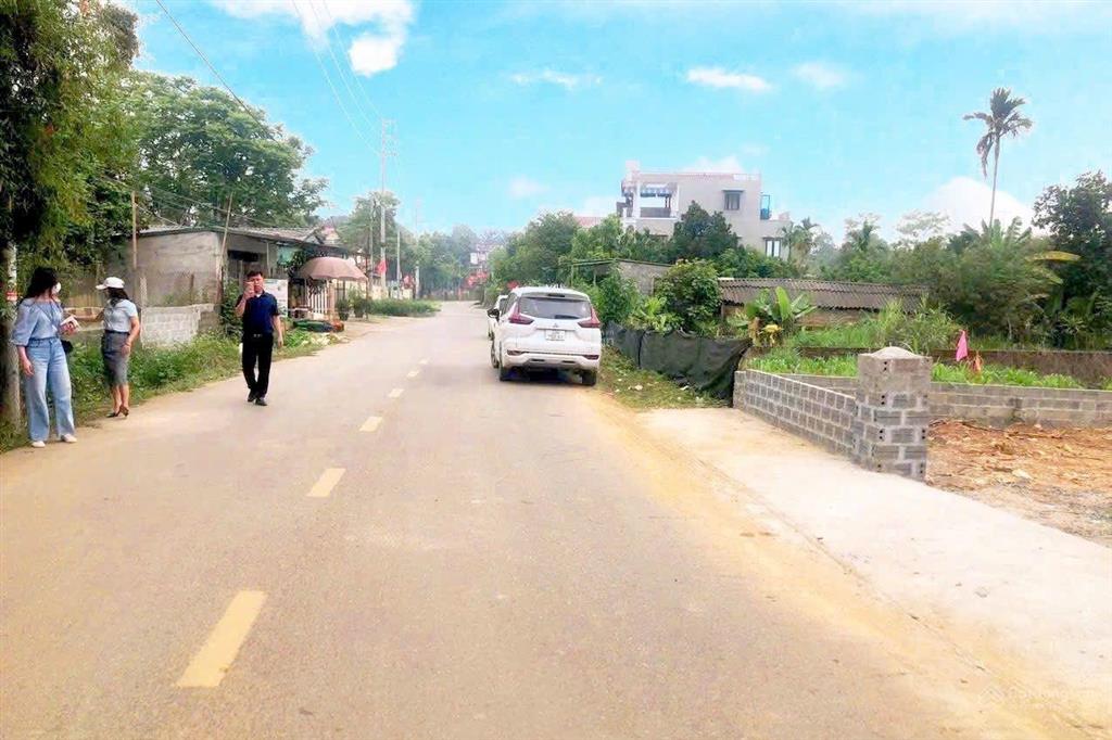 Lô góc 2 mặt tiền view cao thoáng,dt 863,8m có 200 ont.phú mãn quốc oai hà nội.