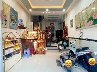 Nhà luxury p.14 , q.4 khu dân cư hiện hữu 100%