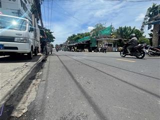 Bán lô góc tôn thất thuyết  3 tầng 54m  không bị dạt góc  xe tải đỗ cửa