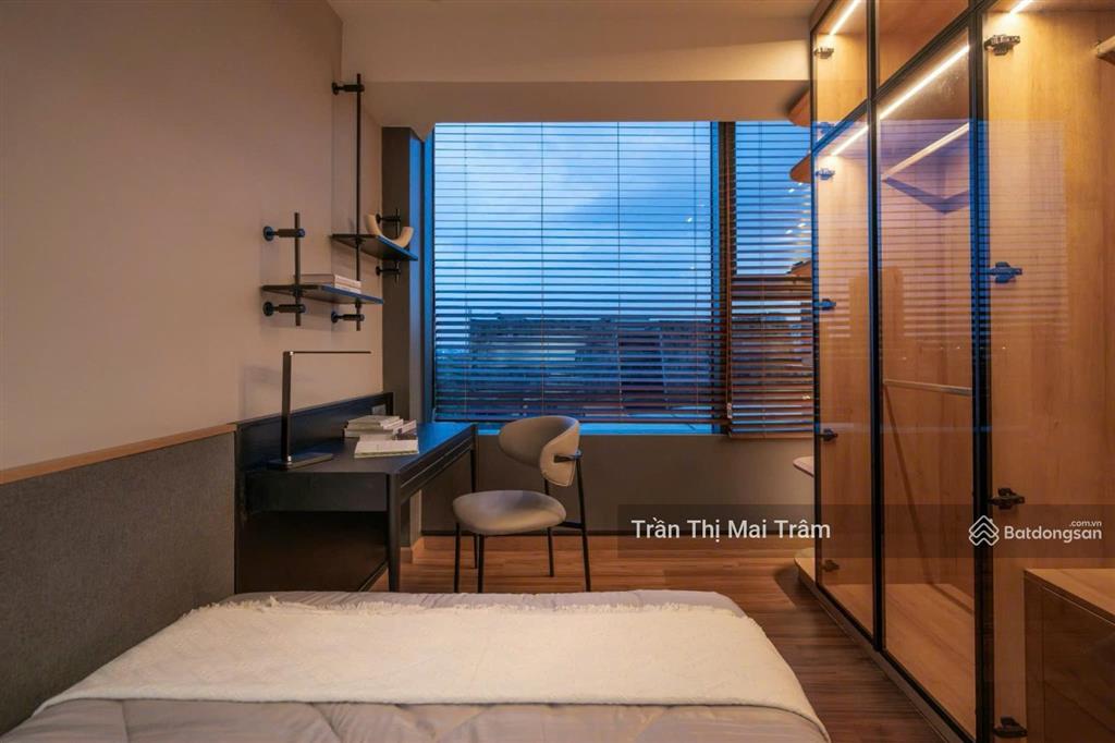 Duy nhất căn duplex có sân vườn, đủ nội thất cao cấp, 160m2, 3pn, chỉ 90 triệu ở opera residence