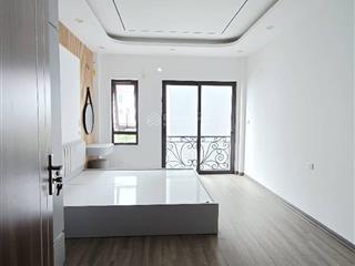 Bán nhà nguyễn văn linh 5 tầng mới thiết kế đẹp xuất sắc .ngõ oto.5.5 tỷ