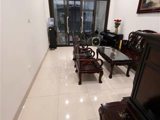 Gấp, cho thuê nhà phố đào tấn  liễu giai  ba đình 65m2x4t. 4 ngủ 4 vệ sinh ô tô đỗ cửa. 2 thoáng
