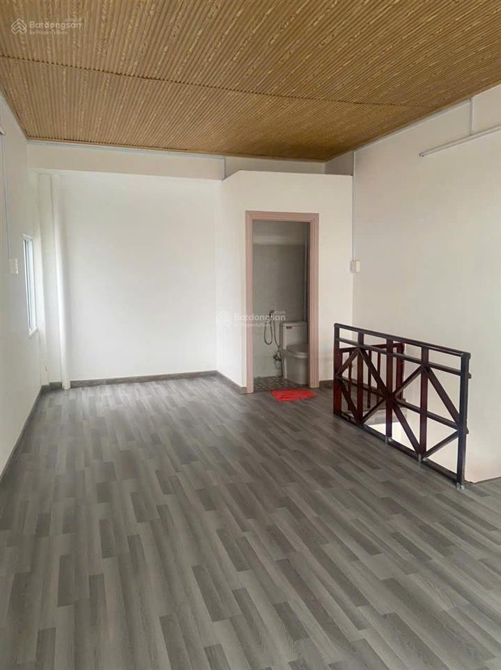 Ngay phan đăng lưu! bán nhà (4x12m) sẵn kết cấu vào ở ngay hoàng hoa thám p.6 bình thạnh