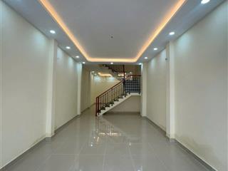 Nhà mới 5 tầng sẵn nội thất  khu cao tầng vincom nguyễn xí, q. bình thạnh  xe hơi ngủ trong nhà