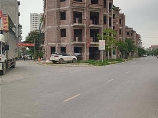 Bán nhà hai mặt tiền, ngã ba lộc ninh, chúc sơn. 77m2, nhỉnh 12 tỷ