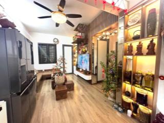 Bán căn góc view hồ thoáng toà a4 đền lừ. dt 68m2, 2pn + vs. giá 3,85 tỷ.  0917 208 ***