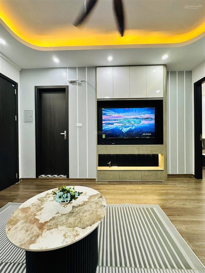 Bán chcc tại hồng hà tower 89 thịnh liệt. dt 63m2, 2pn + 2wc.  0917 208 ***