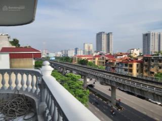 Víp. bán toà văn phòng mặt phố hồ tùng mậu. lô góc. rất thoáng