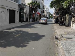 Nhà mặt phố quận 3, 30m2, 2 tầng nhỉnh 8 tỷ