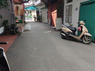 BÁN NHÀ TRẠM TRÔI-SỔ A4-150M RA QUỐC LỘ 32-15M RA Ô TÔ TRÁNH NHAU-38M-3.95 TỶ