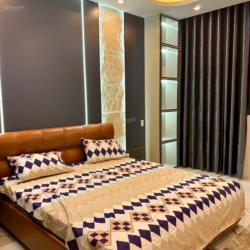 Bán nhà 3 tầng hiện đại gần cầu nguyễn tri phương sau lưng võ chí công ,hoà xuân đà nẵng