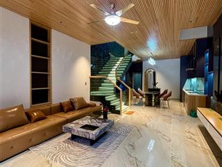 Bán nhà 3 tầng hiện đại mới xây đường 7m5 sát biển nguyễn tất thành,tp đà nẵng