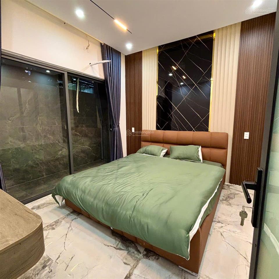 Cân bán nhà 3 tầng 2 mặt tiền kiệt mẹ suốt,liên chiểu ,đà nẵng