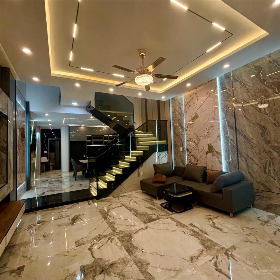 Sót 1 căn 3 tầng mới xây giá siêu hiếm sát trần nam trung, gần aeon, trường quốc tế, hòa xuân