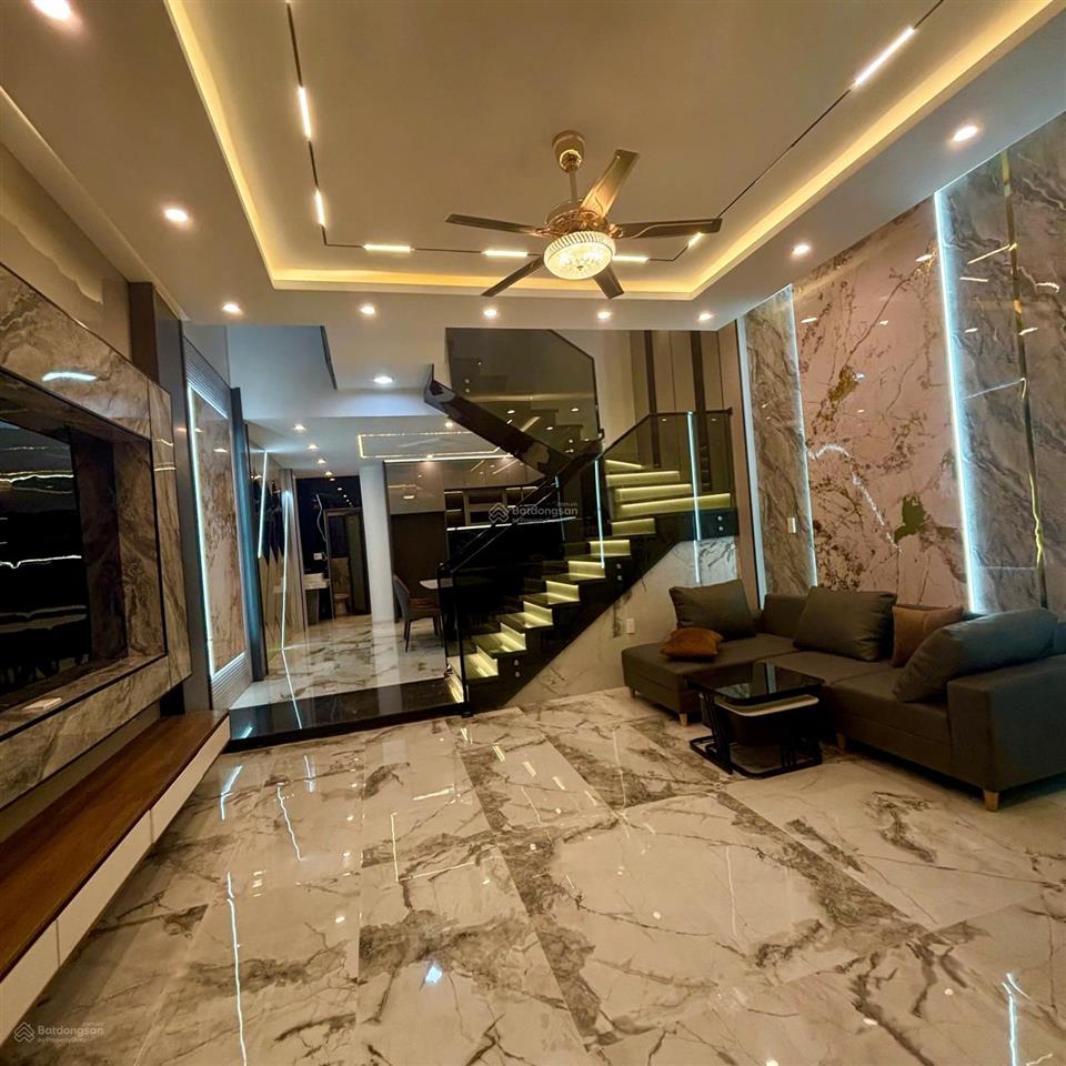 Sót 1 căn 3 tầng mới xây giá siêu hiếm sát trần nam trung, gần aeon, trường quốc tế, hòa xuân