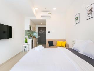 Chính chủ bán căn hộ officetel có ban công rộng tại orchard garden phú nhuận dt 50m2 giá bán 3,3tỷ