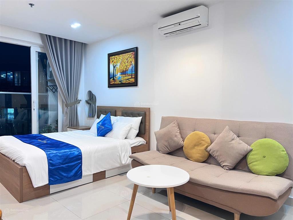 Chính chủ cho thuê căn hộ officetel sky center/tân bình  dt 35m2  giá thuê 9 triệu/tháng