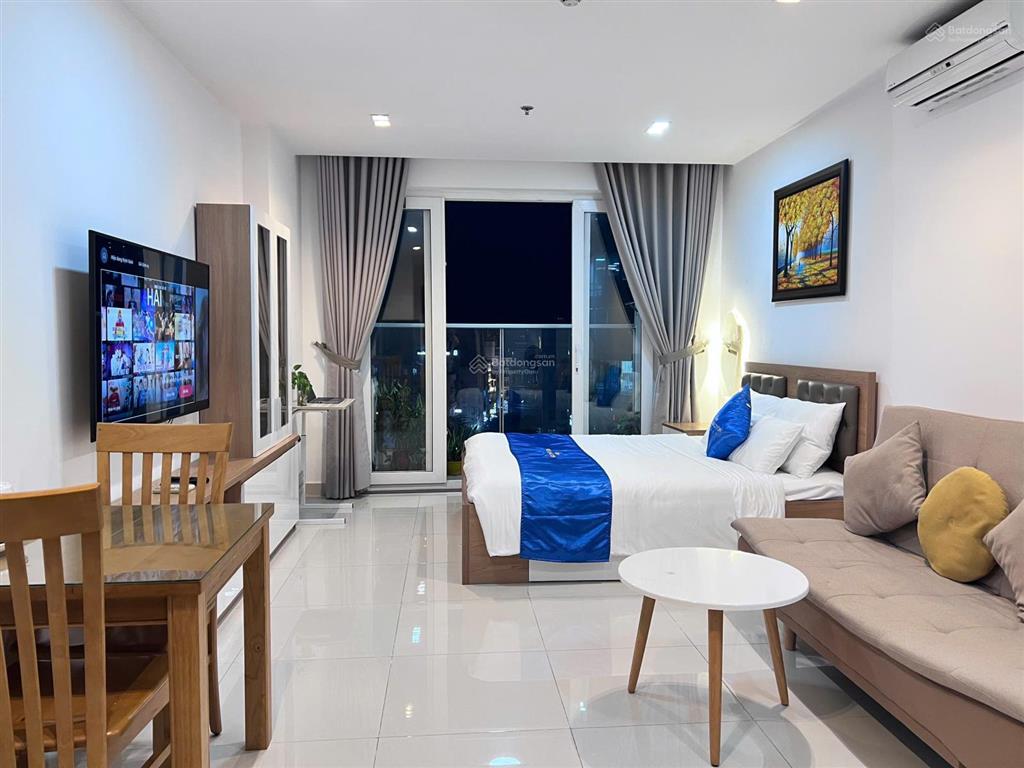 Chính chủ cho thuê căn hộ officetel sky center/tân bình  dt 35m2  giá thuê 9 triệu/tháng