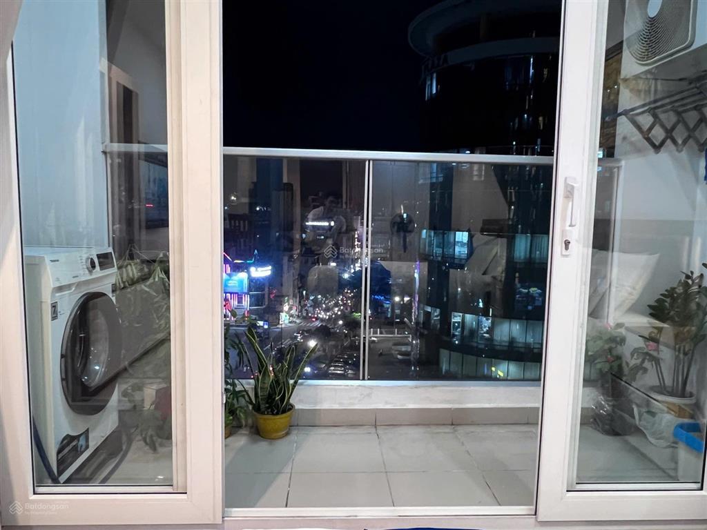 Chính chủ cho thuê căn hộ officetel sky center/tân bình  dt 35m2  giá thuê 9 triệu/tháng