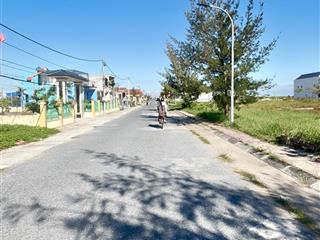 Bán gấp 3 lô rẻ nhất khu du lịch quất lâm