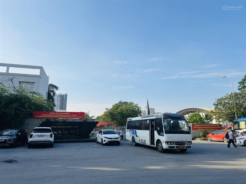 Hàng độc quyền f0  tt hà đông  phân lô vỉa hè  7 tầng thang máy  kd ngày đêm 20tỷ