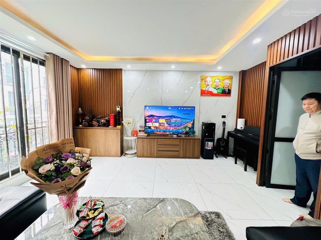 Hàng độc quyền f0  tt hà đông  phân lô vỉa hè  7 tầng thang máy  kd ngày đêm 20tỷ