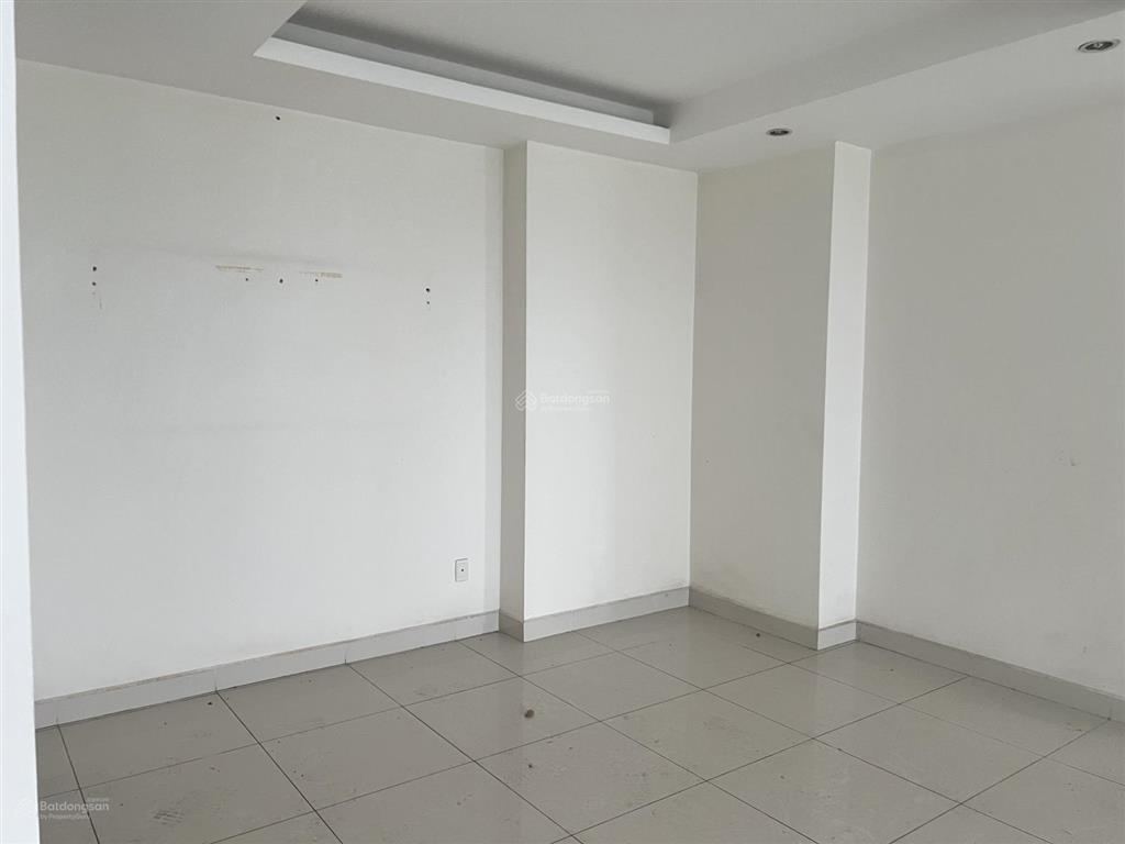 Bán ch terra rosa, căn góc 138m 3pn 3wc. giá 3 tỷ 300. có sổ hồng. ngân hàng hỗ trợ vay 70%