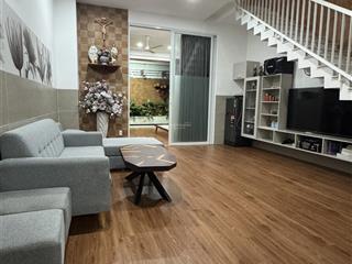 Bán nhà mới đẹp tặng full nội thất, xây dựng 3 lầu kiên cố sát bên kdc dương hồng, mizuki, camelia