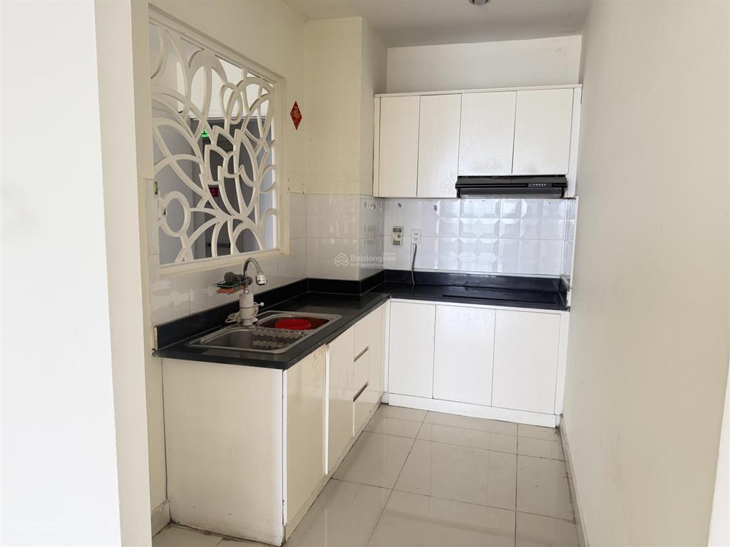 Bán ch terra rosa kdc 13e căn góc 92m2, 2pn, 2wc lầu cao. 2 tỷ 800 sổ hồng,full nt .  0909 864 ***