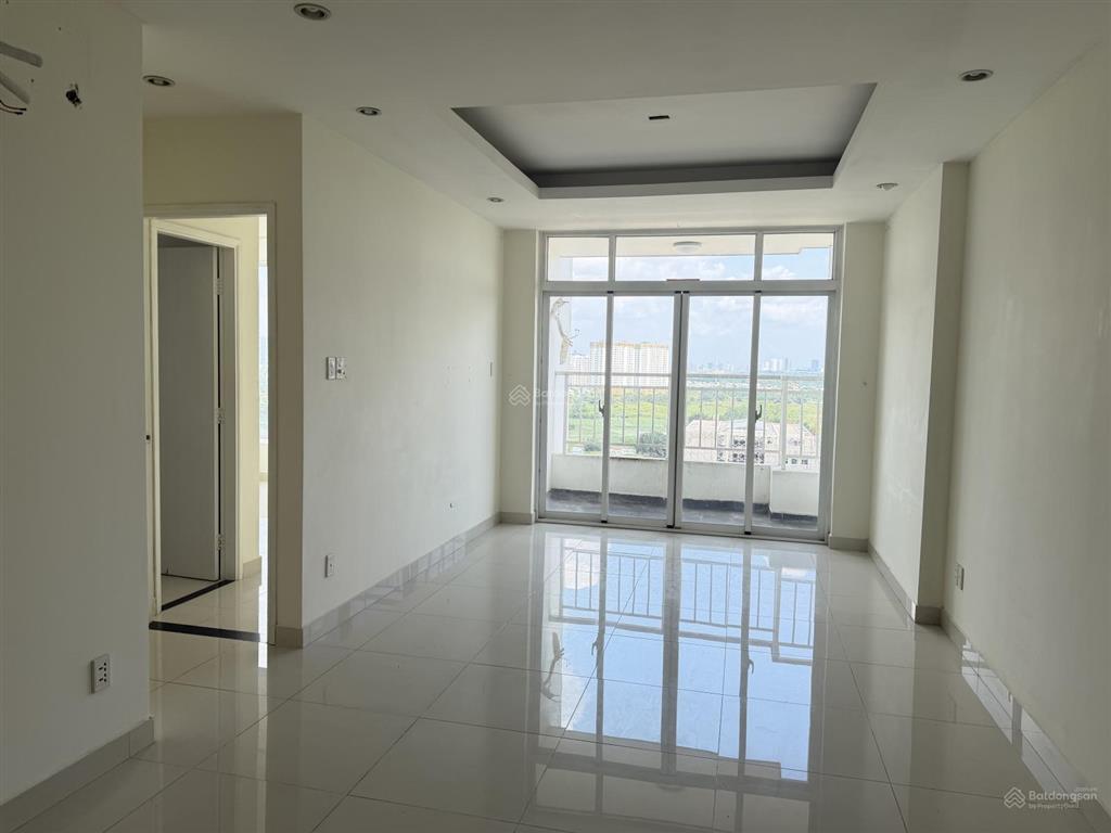 Bán ch terra rosa kdc 13e căn góc 92m2, 2pn, 2wc lầu cao. 2 tỷ 800 sổ hồng,full nt .  0909 864 ***