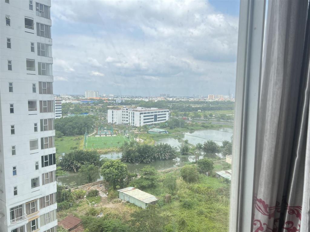 Cho thuê ch terra rosa  69m  2pn  2wc, có máy lạnh, giá 6 triệu.  0909 864 ***