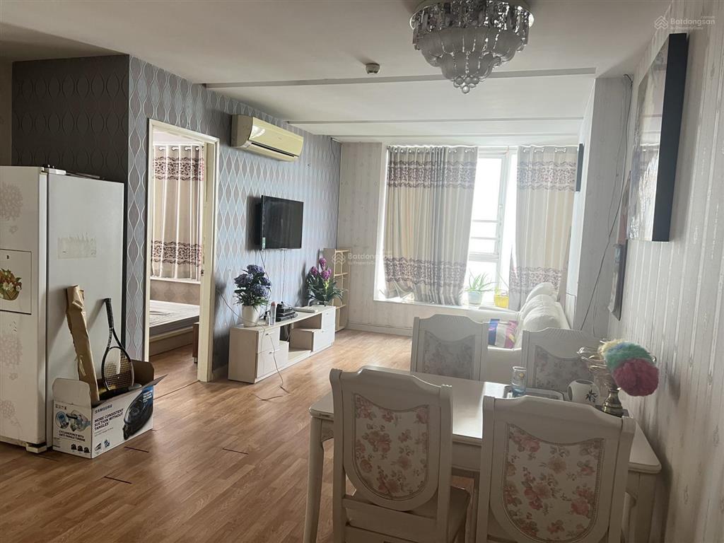 Cho thuê ch terra rosa  69m  2pn  2wc, có máy lạnh, giá 6 triệu.  0909 864 ***