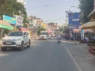 Cực gấp! giảm ngay 30 tỷ. mt hồ bá phấn, phước long a, q9. ngang lớn 30m