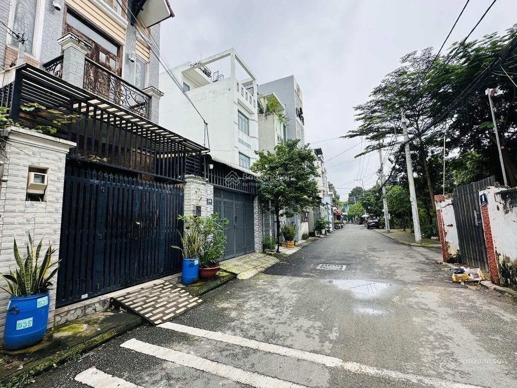 Bán lô đất đẹp. 148m2 mặt tiền đường 102 man thiện, p. tăng nhơn phú a, tp. thủ đức.