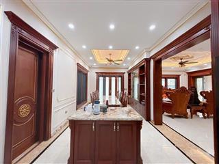 Biệt thự ven đô 300m2, full nội thất tiền tỷ