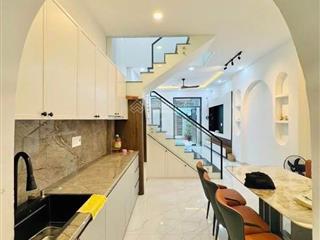 Cơ hội duy nhất mua nhà đẹp giá tốt nhất thị trường, đường vũ chí hiếu, phường 13, quận 5, dt 48m2