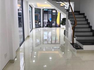 Căn góc 3mt 6 lầu đang khai thác hơn 80tr/tháng mặt tiền hoàng hoa thám giá chỉ 21 tỷ!