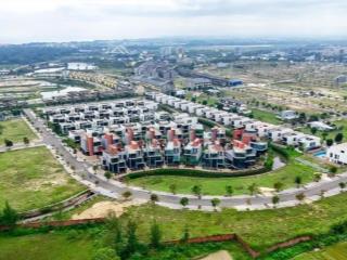 Nền biệt thự view sông kđt ngọc dương gần chân cầu cổ cò  giá chỉ 27tr